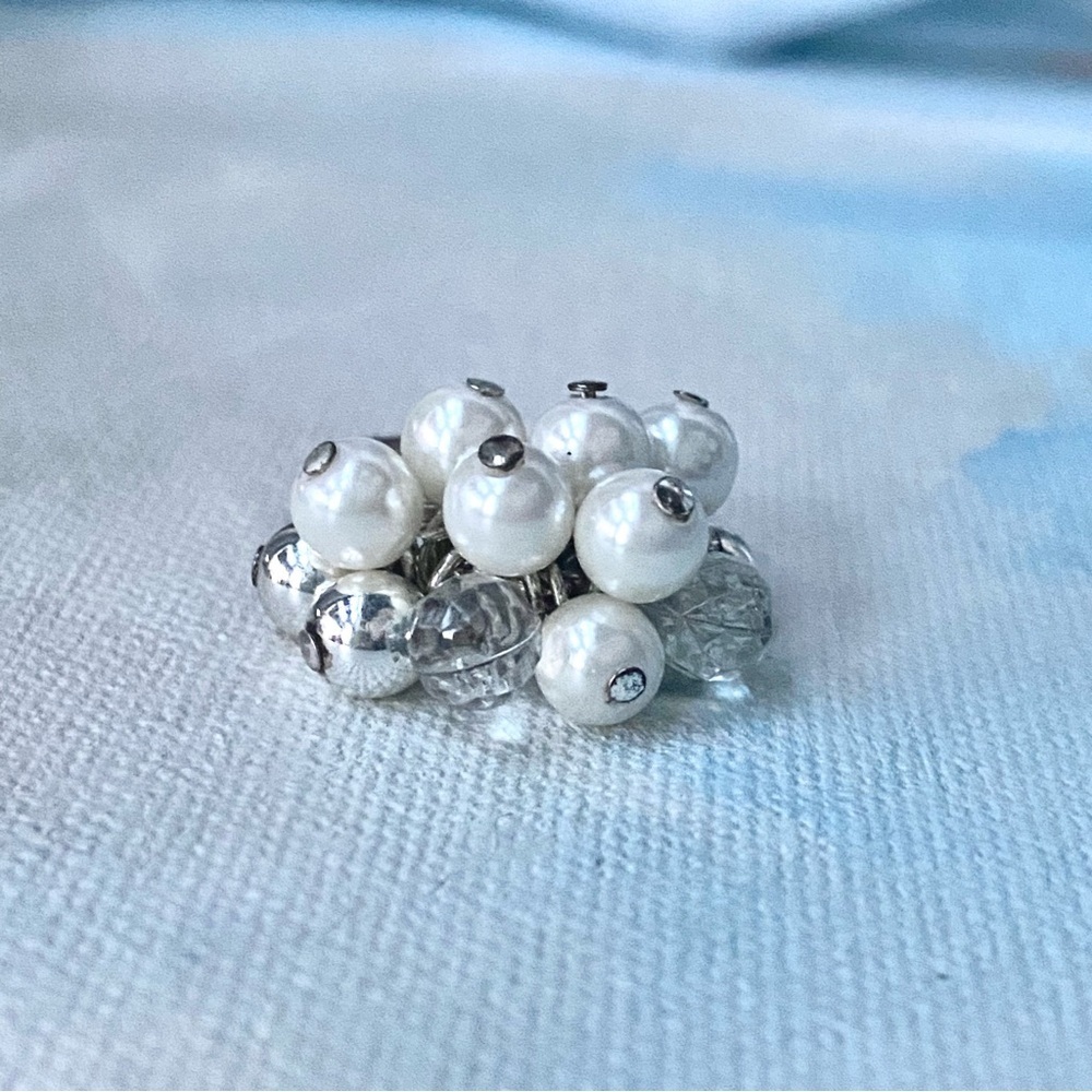 Chunky Faux Pearl Cocktail Ring Adjustable Size 7.75 - Picture 3 of 6